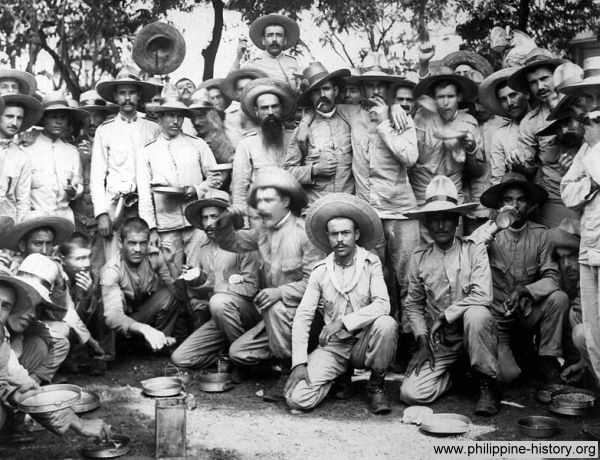 Picture of Spanish soldiers held as prisoners in Manila by Americans.